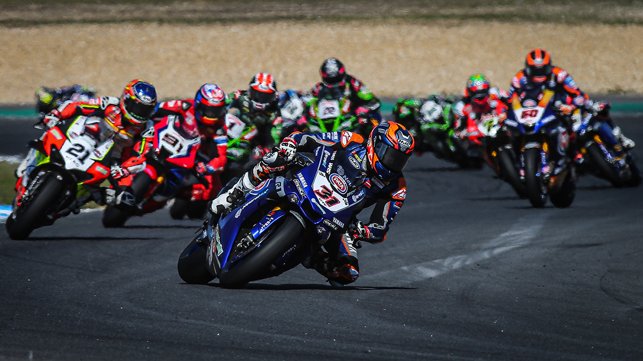 2020_WorldSBK_04392_DCP_R8_Action.jpg